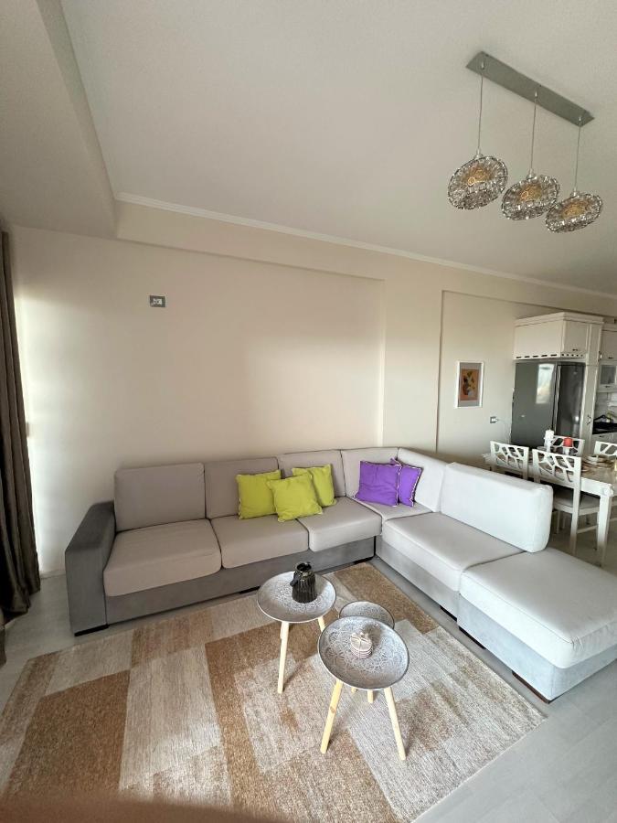 Luxury Penthouse B&E Appartement Sarandë Buitenkant foto