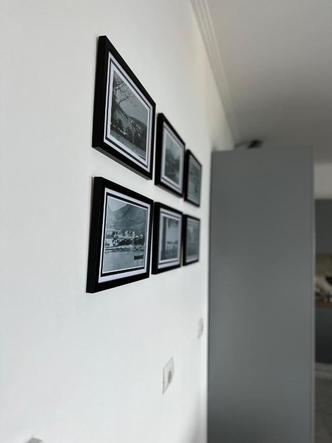 Luxury Penthouse B&E Appartement Sarandë Buitenkant foto